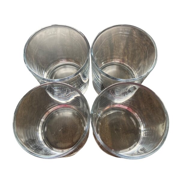 Def Leppard Set of 4 Low Ball Cocktail Glasses Size 3.5" x 4" New in Box - Picture 2 of 14